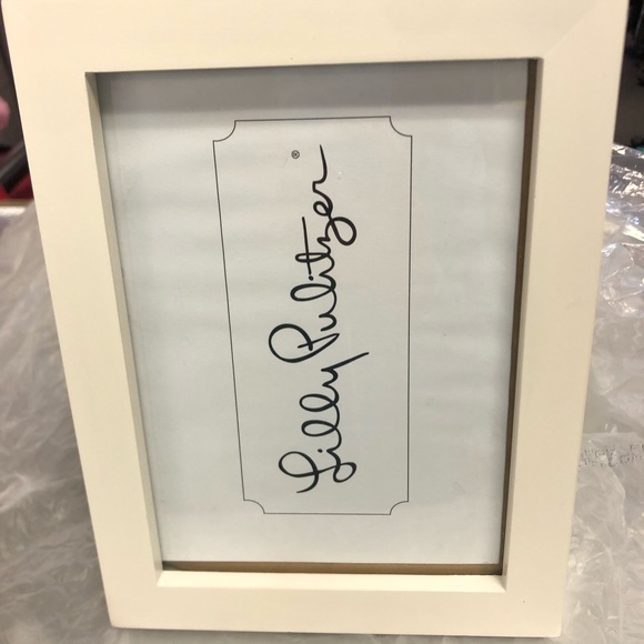Lilly Pulitzer 5x7 wooden free standing frame - Picture 3 of 6